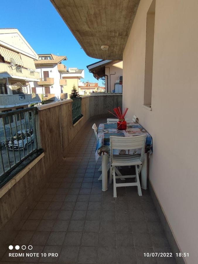 Appartamento Scerne Di Pineto Exterior foto